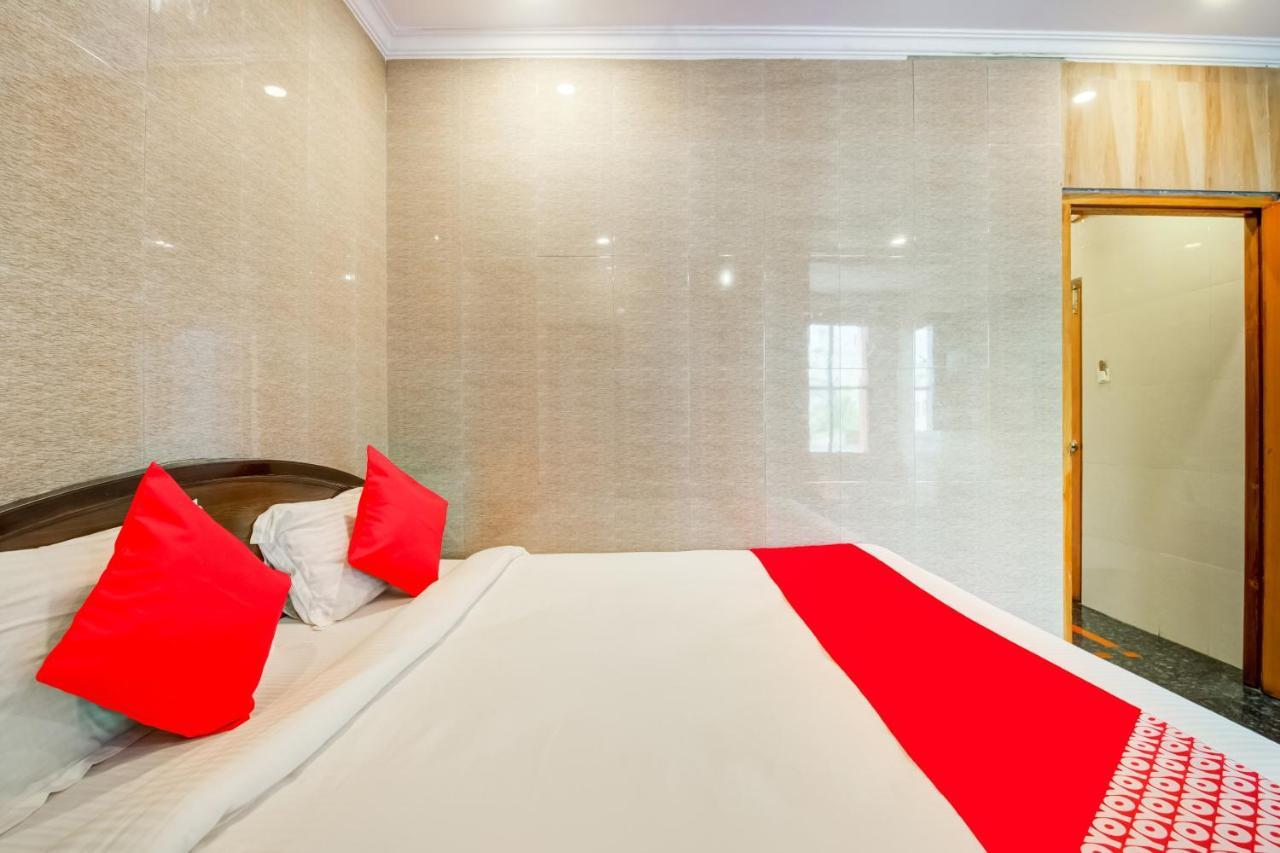 Hotel Tejasri Residency Vijayawāda Eksteriør bilde