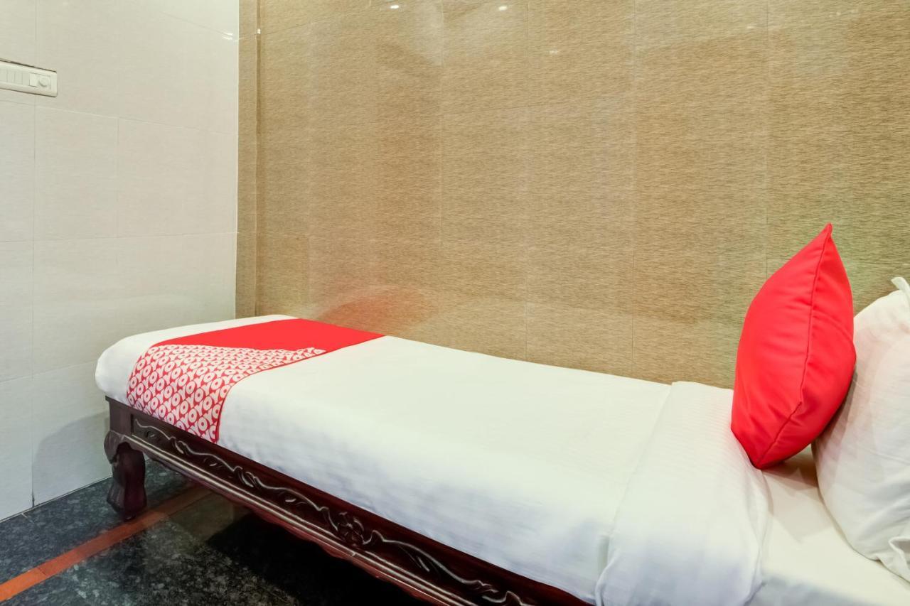 Hotel Tejasri Residency Vijayawāda Eksteriør bilde